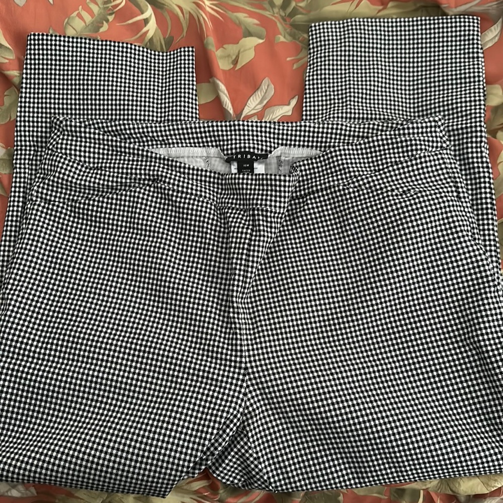 Tribal Pull-On Stretch Pants with Ankle Button Details Houndstooth Print sz 16W